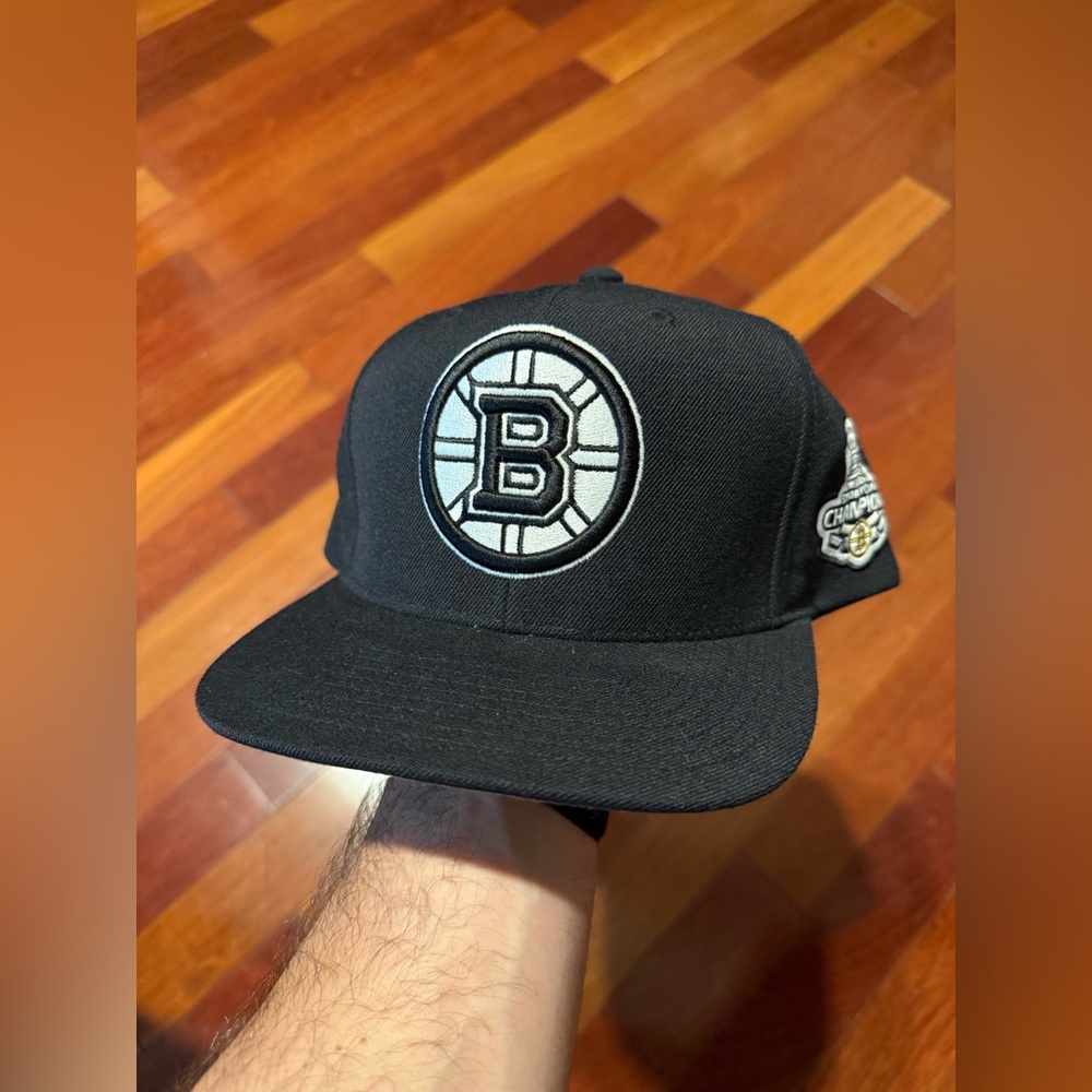 Boston Bruins Stanley Cup Mitchell & Ness Black Adjustable Cap
